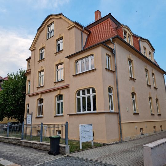 Mietshaus Martin-Hoop-Straße 7