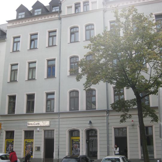Mietshaus in geschlossener Bebauung Elisenstraße 7