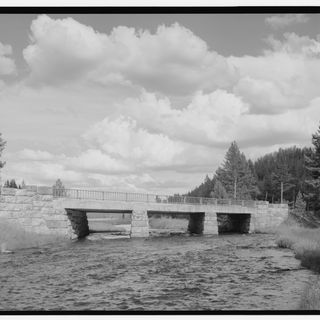 Nez Perce Creek Bridge