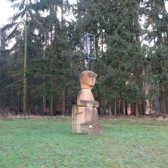 Socha Hledač na Křížové cestě 21. století u Žireče