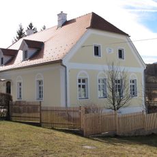 Wohnhaus, ehem. evang. Pfarrhof