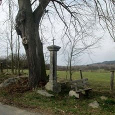 Kříž severně od Velenov