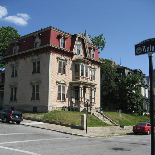 Highlands Historic District