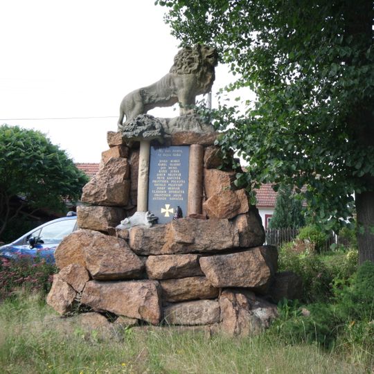 World Wars memorial in Naloučany