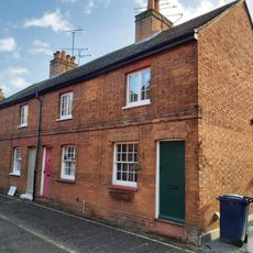 25-28, Lower Church Lane