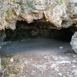 Grotta di Capelvenere