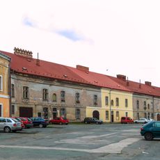 Kasárna dvojitá X/245