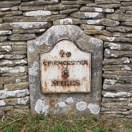 Milestone, Fowler's Hill, by cemetery