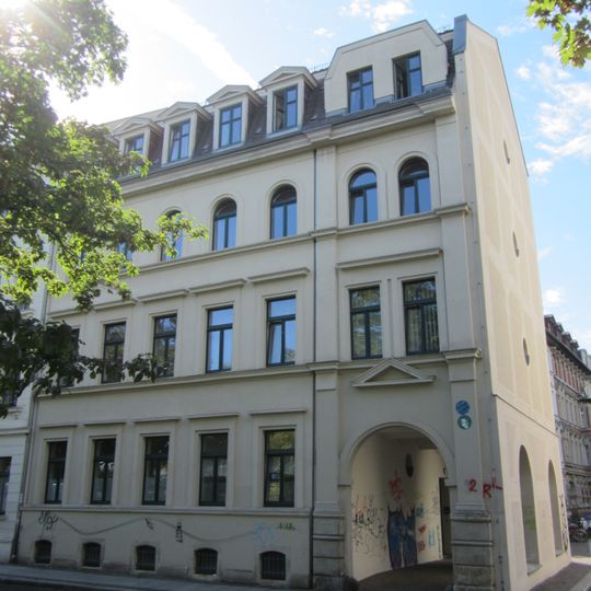 Mietshaus Rabet 8
