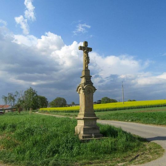 Kříž v Němčicích nad Hanou na ulici Novosady