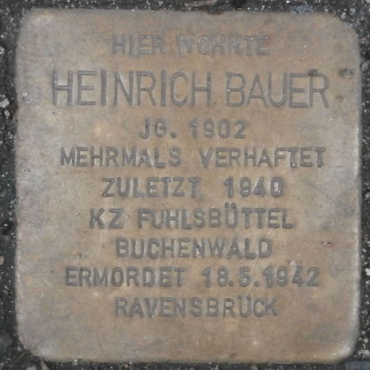 Stolperstein dedicated to Heinrich Bauer