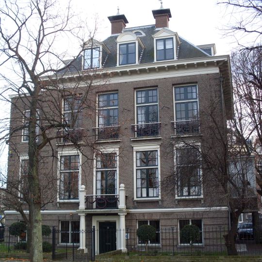 Museumplein 11, Amsterdam