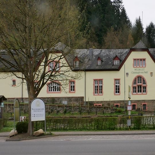 Dominikaner-Weingut C. von Nell-Breuning