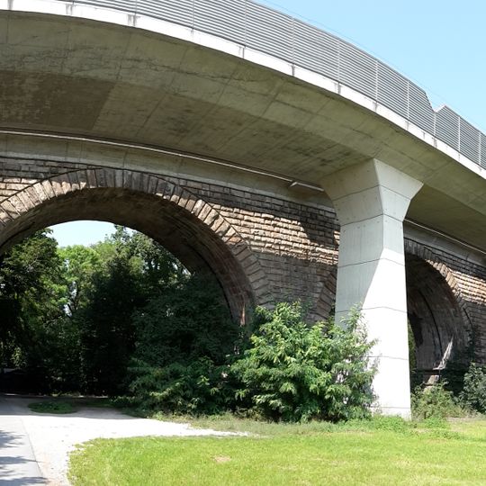 Eisenbahnbrücke der ehemaligen Ludwigs-Süd-Nord-Bahn