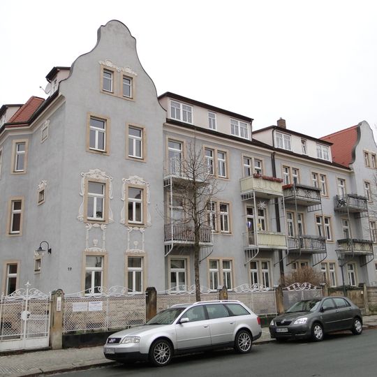 Doppelhaus Wilder-Mann-Straße 19/21