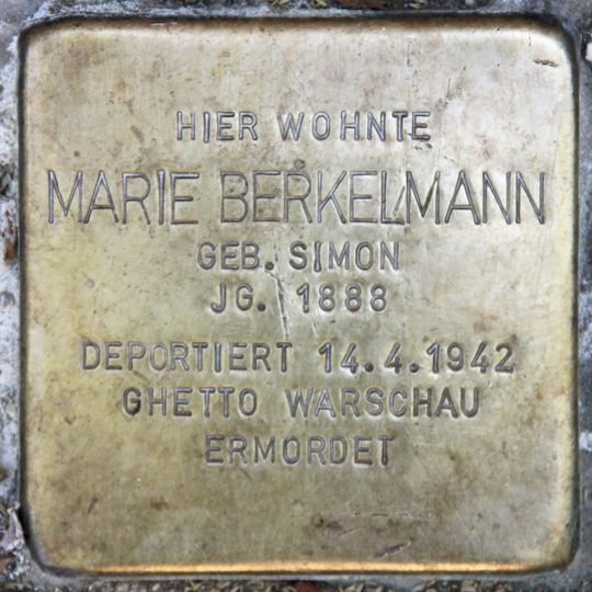 Stolperstein en memoria de Marie Berkelmann
