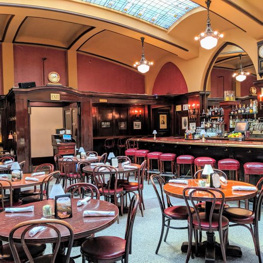 Huber's Cafe