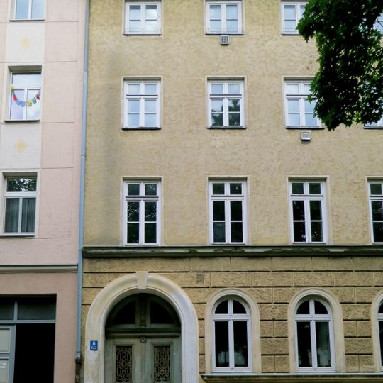 Mietshaus