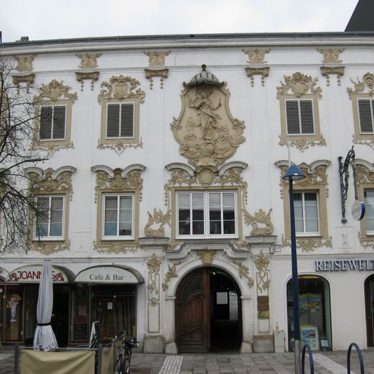 Wels Kaiser-Josef-Platz 56
