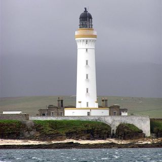 Hoy Sound, High Lighthouse, Keepers' Cottages
