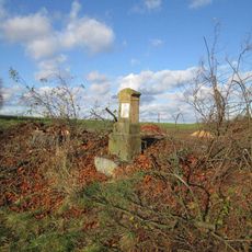 Kříž severně od Ježov