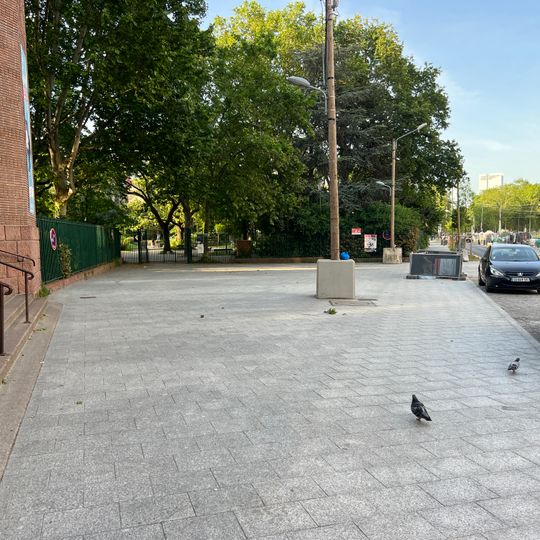 Parvis Jean-Maurice Verdier