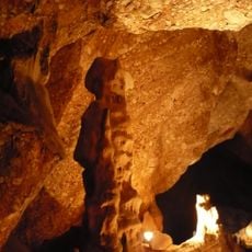 Cueva del Salnitre