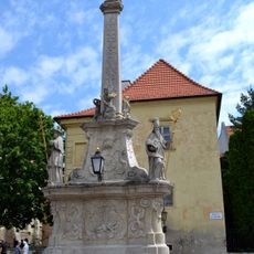 Morový stĺp, podstavec