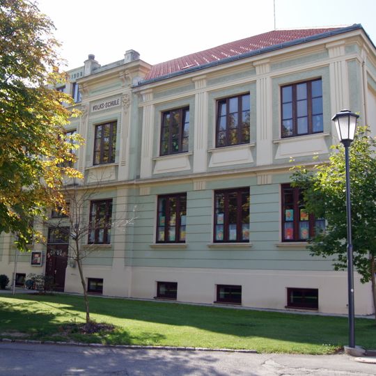 Schule St. Georgen am Steinfelde