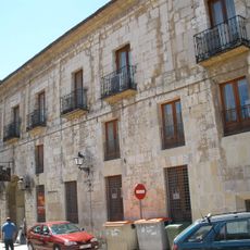 Biblioteca Pública Municipal de Dueñas - Ana García