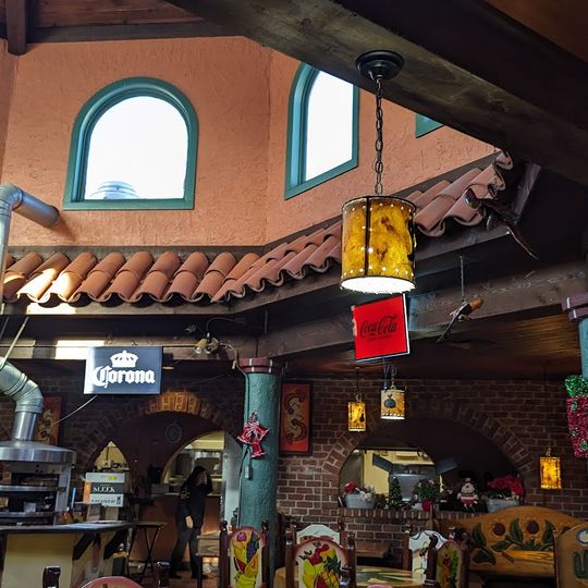El Meson at Hamilton Place