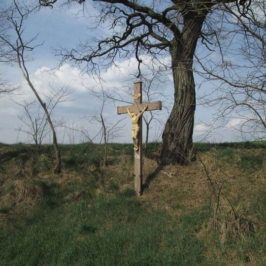 Kříž západně od Spáleného Poříčí