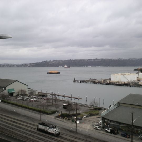 Commencement Bay