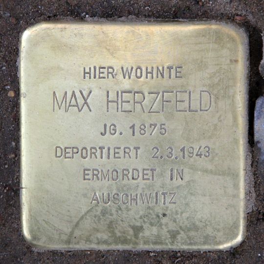 Stolperstein en memoria de Max Herzfeld