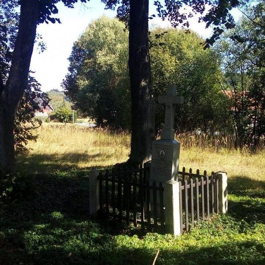 Kříž na památku padlého v Pravíkově