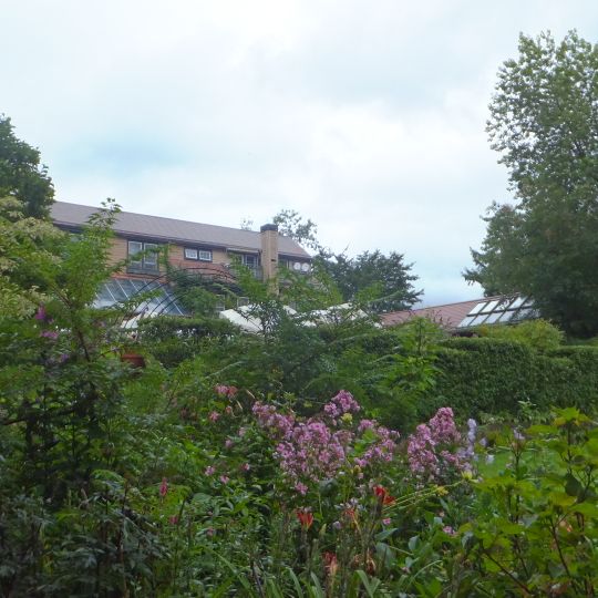 Barakura English Garden