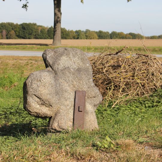 Mord- und Sühnekreuz bei Schulstraße 2