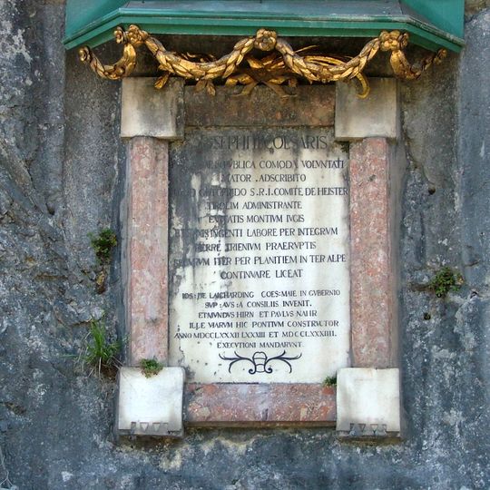 Gedenktafel Steinwände
