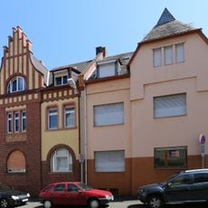 Am Zehntenstein 9-11