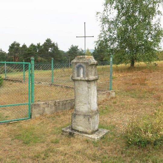 Kříž v severní části osady Sezímky