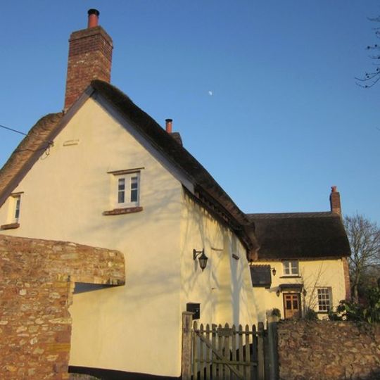 Lower Leigh Farmhouse