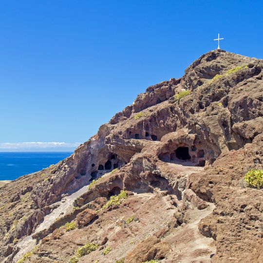 Archaeological area of Cueva de los Canarios