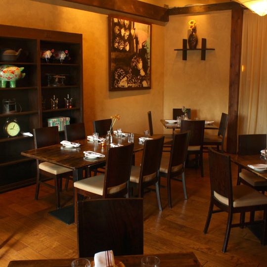 Jose and Sons Bar and Kitchen