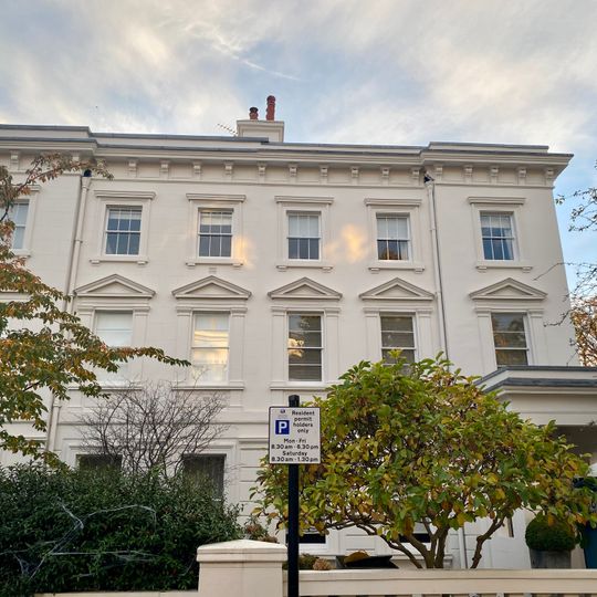 29 And 31, Lansdowne Road W11