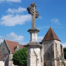 Église Saint-Martin d'Ainay-le-Vieil