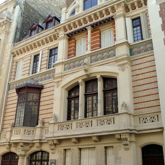 Lycée professionnel d'esthétique et haute-couture