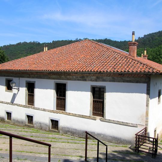 Casa Rectoral de Soto de Luiña