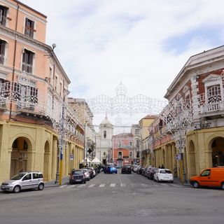 Colonnades of Piazza Pitagora