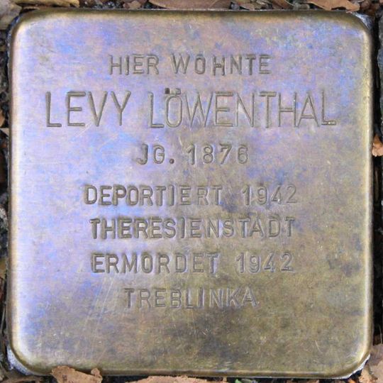 Stolperstein en memoria de Levy Löwenthal