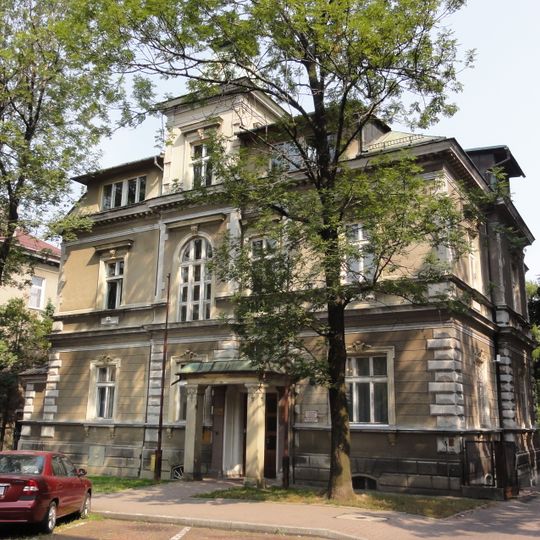 Pałac przy ul. Krasińskiego 28 w Bielsku-Białej